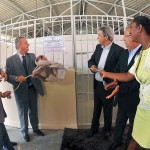 Déda inaugura fábrica de corte e costura e brinquedoteca no Prefem -
