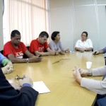 Secretário Oliveira Júnior recebe dirigentes do Sintese -