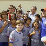 Governador inaugura escola pioneira que inclui prática esportiva ao lado do ministro Aldo Rebelo - O ministro dos Esportes