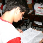 Alunos se preparam para o Enem fazendo Simulado PréUniversitário  - O aluno Felipe Reis