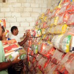Estado já entregou mais de 30 mil cestas a vítimas da seca - Fotos: Edinah Mary/Inclusão