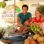Pequenos produtores da Feira da Agricultura Familiar recebem balanças de precisão - Fotos: Edinah Mary/Seides