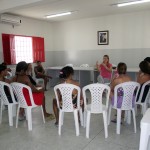 Palestra sobre DST/Aids mobiliza acolhidas da unidade Isabel Abreu - Fotos: Ascom/Renascer