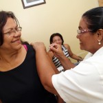 Maternidade vacina servidores até a próxima sexta