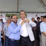 Governador Marcelo Déda participa da entrega de 24 retroescavadeiras -