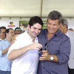 Governador Marcelo Déda participa da entrega de 24 retroescavadeiras -