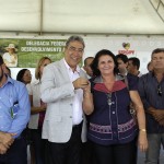 Governador Marcelo Déda participa da entrega de 24 retroescavadeiras -