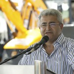 Governador Marcelo Déda participa da entrega de 24 retroescavadeiras -