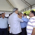 Governador Marcelo Déda participa da entrega de 24 retroescavadeiras -