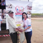 Sertanejos de Canindé recebem mais de 1.300 cestas de alimentos  -