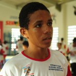Escola de Esportes beneficia 400 alunos do bairro Santa Maria -