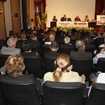 Jackson entrega Diploma de Honra ao Mérito Educacional ao professor Uchôa  -
