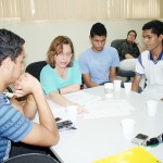 Secretária adjunta recebe alunos da rede estadual preocupados com o Enem - Fotos: Juarez Silveira/Seed