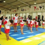 Escola de Esportes beneficia 400 alunos do bairro Santa Maria -