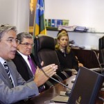 Governador assina decreto de doação de terreno para o Tribunal de Justiça - O presidente do TJ/SE