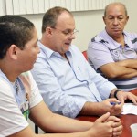 Secretário disponibiliza transporte escolar para alunos do Colégio Médici -