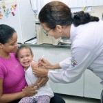 Centro oferece vacinas especiais para quem não usa o serviço da rede básica - Fotos: Fabiana Costa/SES