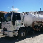 Solicitações de desobstrução de esgoto são atendidas pela Deso -