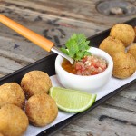 I Festival Mesa de Buteco em Aracaju terá votação nas mídias sociais - Foto: Bolinho de Caranguejo um dos pratos do I Festival de Buteco de SE / Foto: Carlovancy