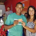Eliane Aquino acompanha pagamento do Mão Amiga em São Francisco -
