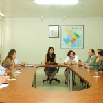 Estado discute regularização fundiária de habitações subnormais no interior -