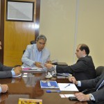 Déda reúnese com representantes de grupos empresariais  - O governador Marcelo Déda e os representantes do Ministério do Desenvolvimento