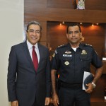 Déda recebe individualmente os seis novos coronéis da Polícia Militar -