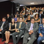 Déda recebe o Colar do Mérito Tobias Barreto na inauguração da sede do MPE - Fotos: Marcos Rodrigues/ASN