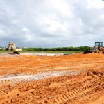 Lúcia Falcón visita obras do PróMoradia - Aspecto no bairro Porto Dantas já apresenta sinais de mudança