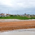 Lúcia Falcón visita obras do PróMoradia - Aspecto no bairro Porto Dantas já apresenta sinais de mudança