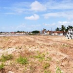 Lúcia Falcón visita obras do PróMoradia - Aspecto no bairro Porto Dantas já apresenta sinais de mudança