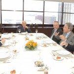 Déda mantém reuniões com o BNDES e Vale visando os projetos sergipanos - O governador Marcelo Déda durante audiência com o diretor do BNDES