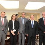 Déda mantém reuniões com o BNDES e Vale visando os projetos sergipanos - O governador Marcelo Déda durante audiência com o diretor do BNDES