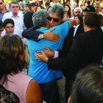 Déda comparece ao sepultamento do jovem Bruno Menezes Oliveira -