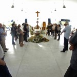 Déda comparece ao sepultamento de Mary Mesquita  Dória -