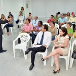 Procurador explica aos servidores sobre a Lei de Acesso à Informação - A servidora Yara Maria