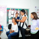 Aulas práticas de cabeleireiro acontecem no Espaço Novos Rumos do Bugio  -