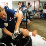 Aulas práticas de cabeleireiro acontecem no Espaço Novos Rumos do Bugio  -