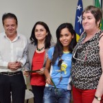 Alunos recebem prêmio do Concurso de Redação sobre o PréSal - A estudante Ana Vanessa dos Santos