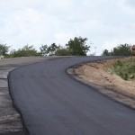 Rodovia Sítios Novos/Santa Rosa do Ermírio recebe camadas de asfalto -