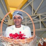 Catadoras de mangaba expõem produtos no Centro de Arte e Cultura - Bombom de mangaba