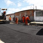 Seinfra conclui recapeamento de ruas no Marcos Freire III e Albano Franco -