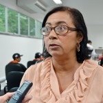 Secretário recebe relatório e projeto de ações contra a violência e a favor do desarmamento - Fotos: Ascom/ Seed