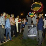 Déda entrega nova praça à população de Santana do São Francisco  - A moradora Maria Gorete Santana