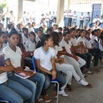 Alunos do Colégio Estadual Albano Franco são apresentados ao projeto Escolas Promotoras da Paz - O coordenador geral do Comitê Sergipano pelo Desarmamento e a Favor da Vida