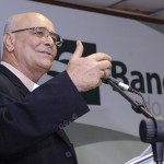 Governador oficializa doação de R$ 1 milhão do Banese para reforma da Catedral -