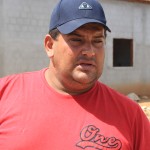 Irrigação pública ajuda agricultores do AltoSertão - O agricultor Sharles Roberto Pimentel