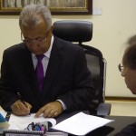 Governador em exercício encaminha Projeto de Lei do Orçamento 2013 para a Assembleia  -