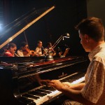 Alunos da rede estadual assistem ao espetáculo Tom Jobim Plural no Teatro Atheneu  - A aluna Vitoria Nunes dos Santos / Fotos: José Santana Filho/Seed