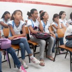 Alunos do Colégio Estadual Nilson Socorro assistem à palestra sobre preservação do patrimônio público - Fotos: Juarez Silveira/Seed